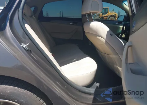 2017 Hyundai Sonata z USA, uszkodzony, nr VIN 5NPE24AF4HH545692